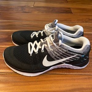 NWOT Nike Weightlifting Shoes
